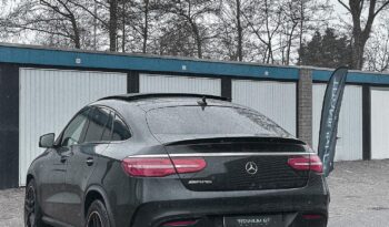 
										Mercedes-Benz GLE 43 Coupe AMG full									