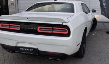 
										Dodge challenger R/T Scat-pack V8 full									