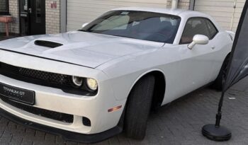 
										Dodge challenger R/T Scat-pack V8 full									