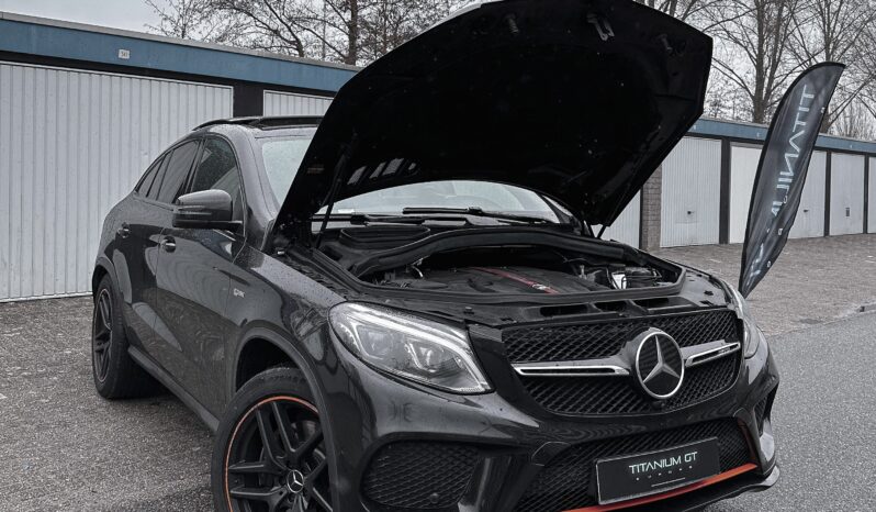 
								Mercedes-Benz GLE 43 Coupe AMG full									