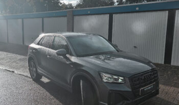 
										AUDI Q2 Black Edition 35 TFSI s-tronic full									